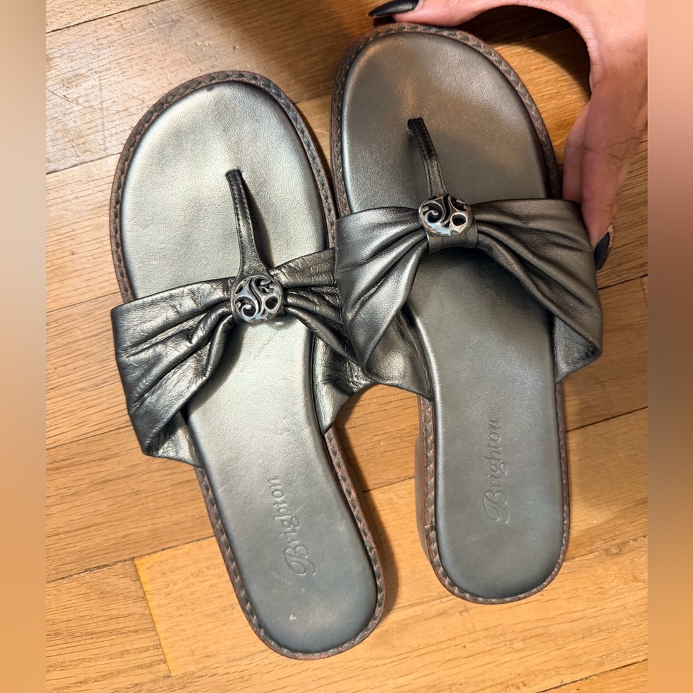 Brighton silver Leather Sandals with Bow Detail